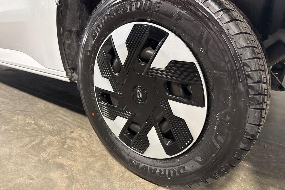 Used Ford E-TRANSIT CUSTOM 23