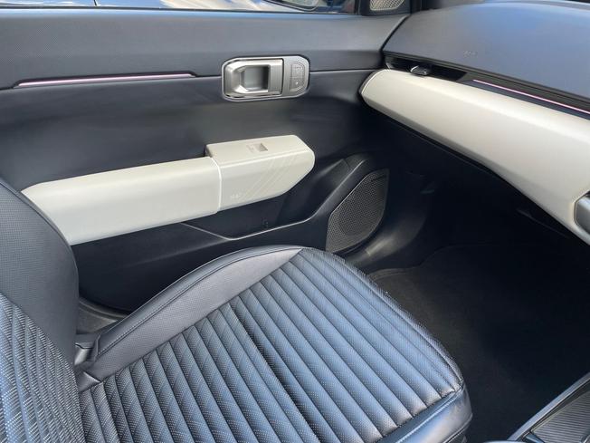 KIA EV4 Photo 56