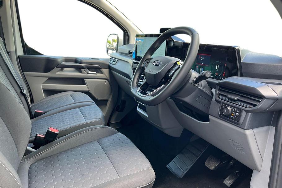 Used Ford TOURNEO CUSTOM WR26PJO 14