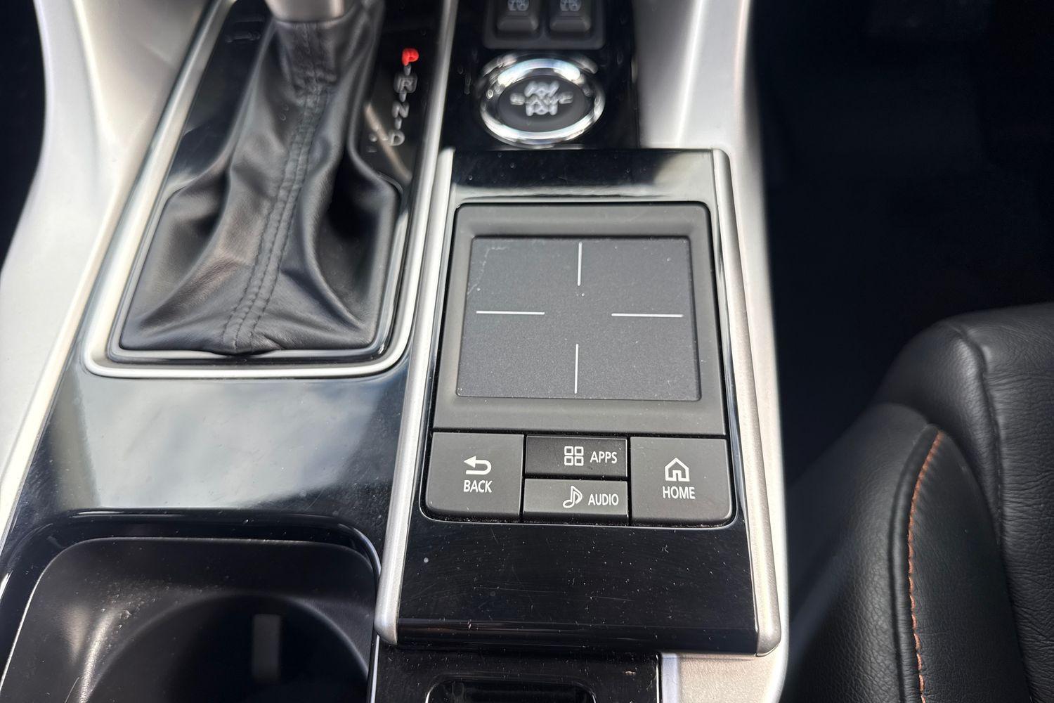 Mitsubishi ECLIPSE CROSS Photo 26