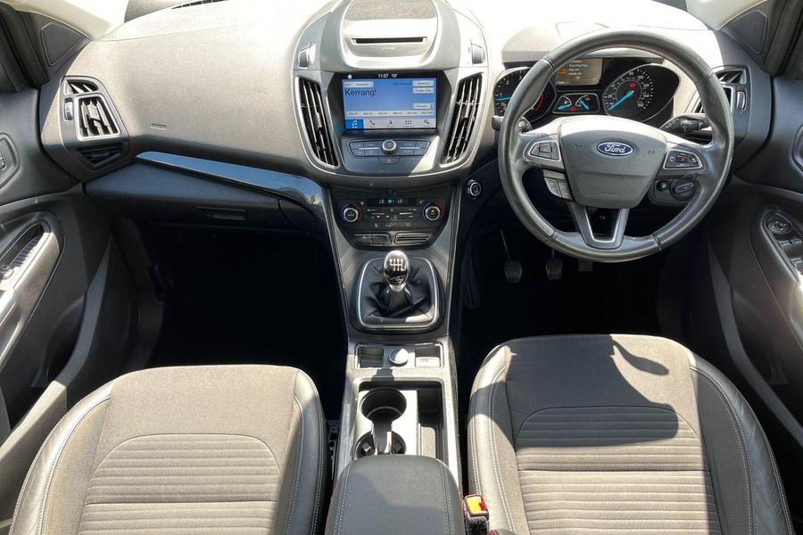 Ford KUGA Photo autoimg-c8b1b65a148b67f7bac01b3fb71958005fd3e70c.jpg