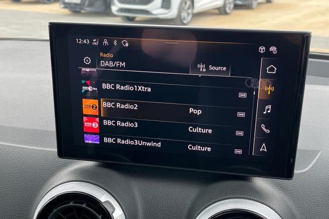 AUDI Q2 Photo 27
