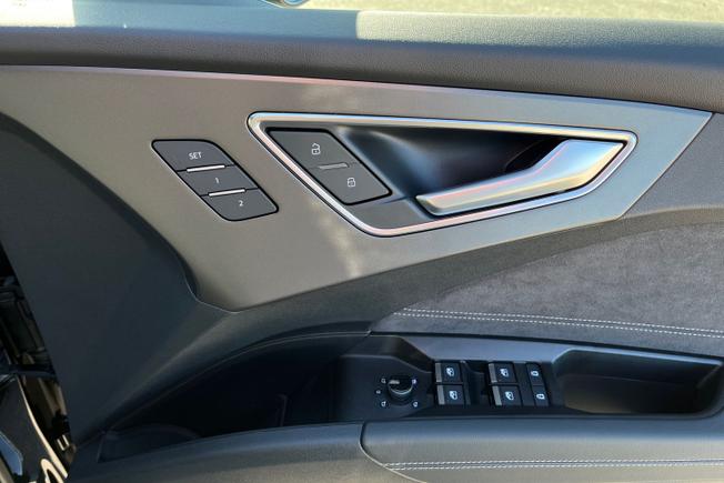 Audi Q4 e-tron Photo 51