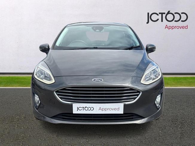 FORD Fiesta Photo 8