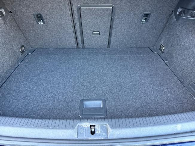VOLKSWAGEN Golf Photo 12