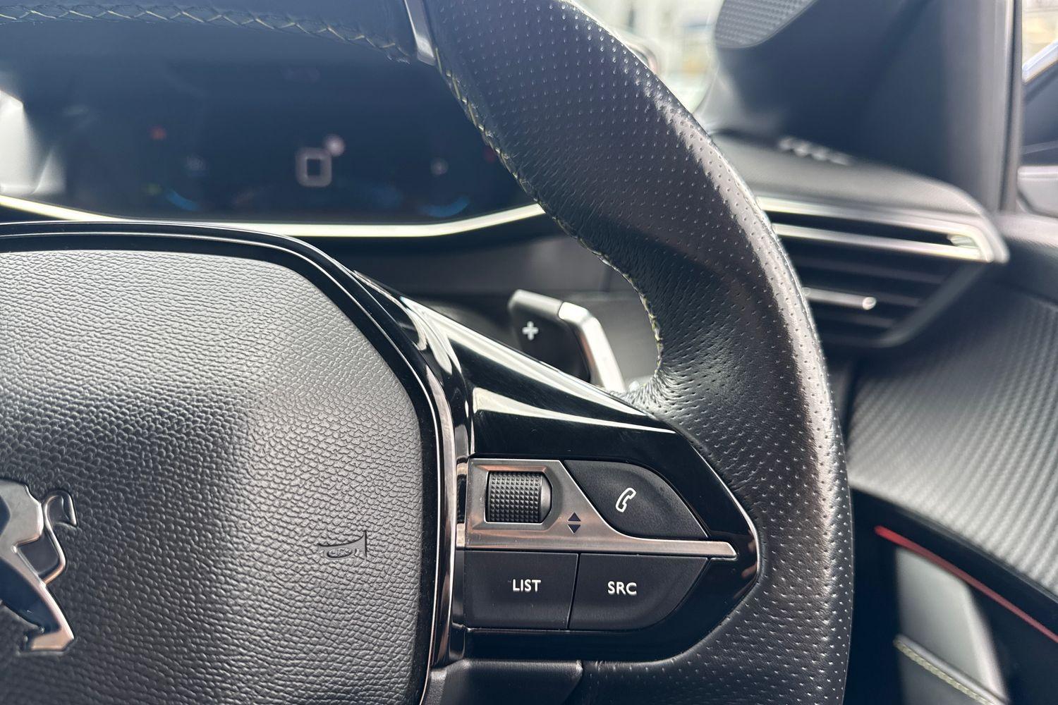 Peugeot 208 Photo 26