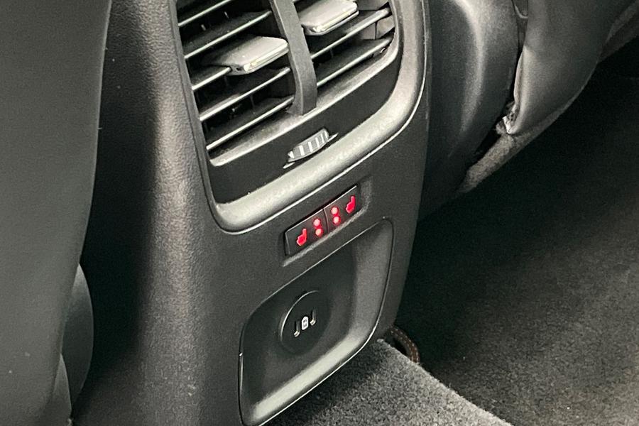 Ford KUGA Photo autoimg-c8c46c132f890c2a13be2768e96f4aa67db5ee8d.jpg