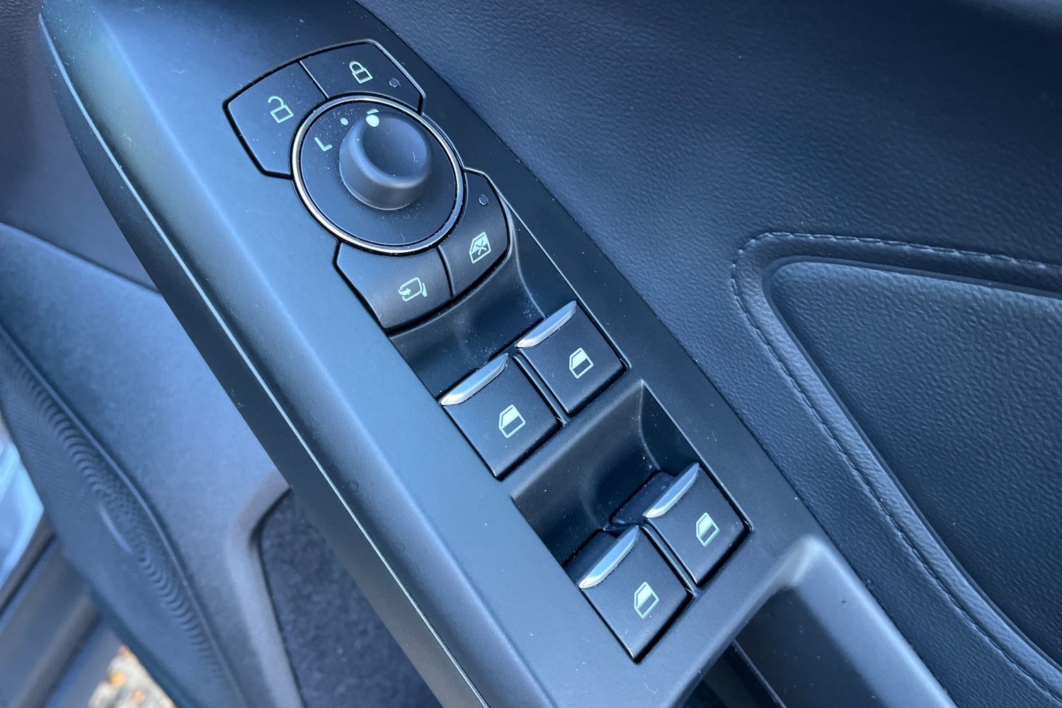 Ford Focus Photo 15