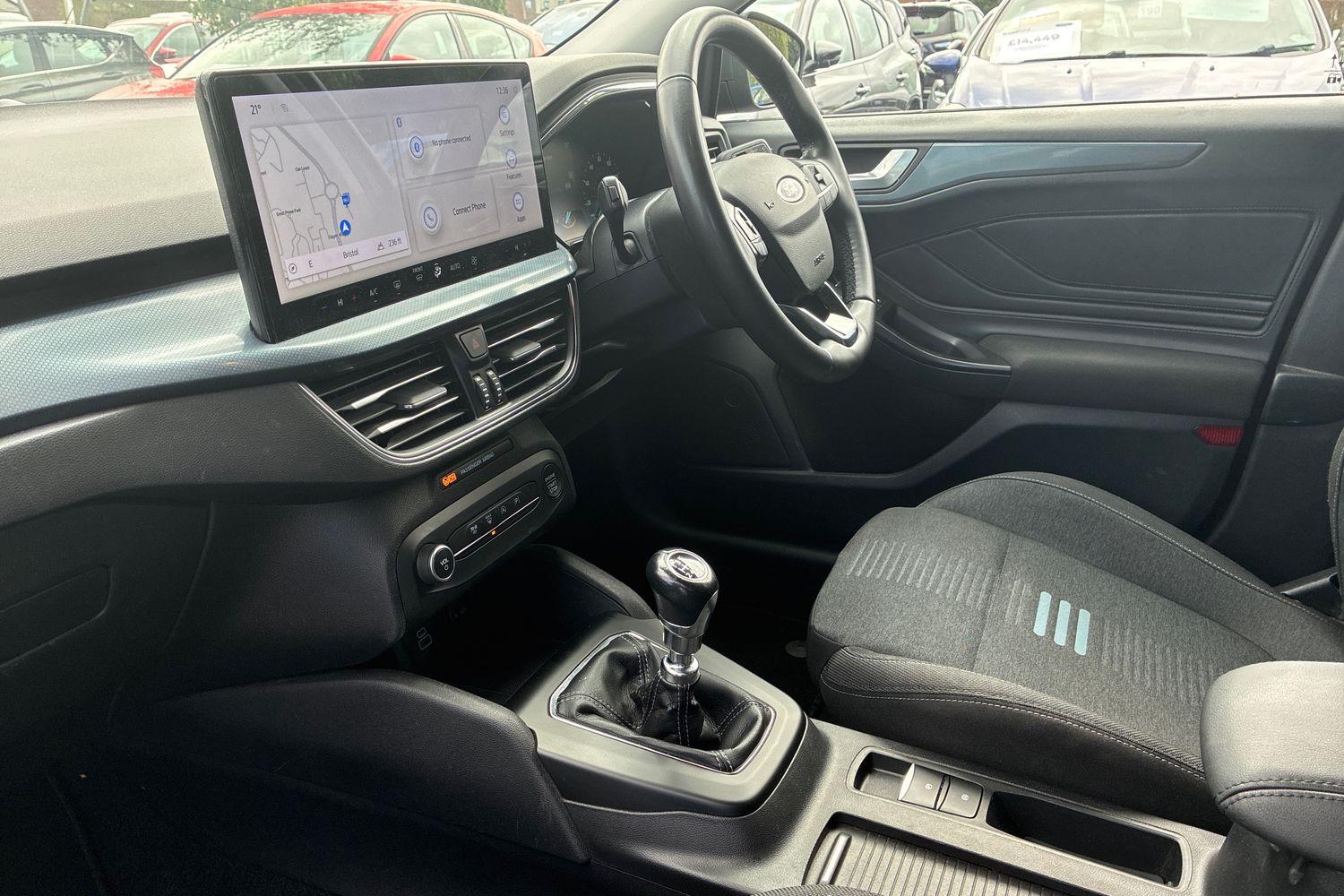Ford FOCUS Photo 17