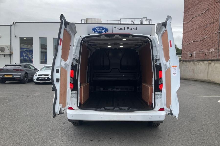 Ford TRANSIT CUSTOM Photo autoimg-c8cef2d84aae90c51f2d0c5ea25f16523e1fee79.jpg