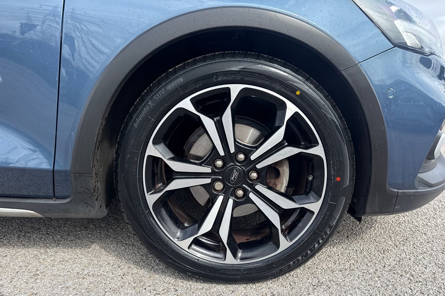 Ford FOCUS Photo 7