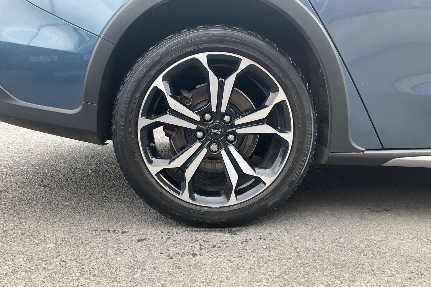 Ford FOCUS Photo 7