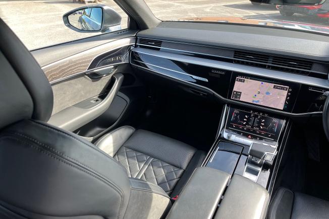 Audi A8 Photo 60