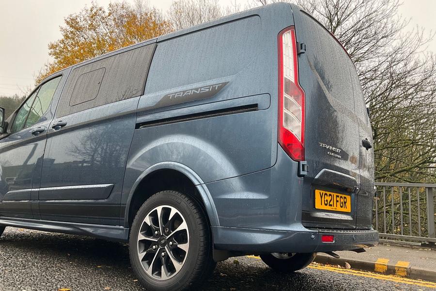 Ford TRANSIT CUSTOM Photo autoimg-c8d84cd8c5a68af071128a15e838c821a0deff06.jpg