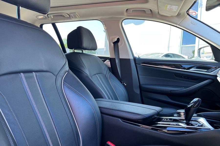 BMW 5 SERIES Photo autoimg-c8db4df59fed28a134948a147d6b76ad2be14c5c.jpg