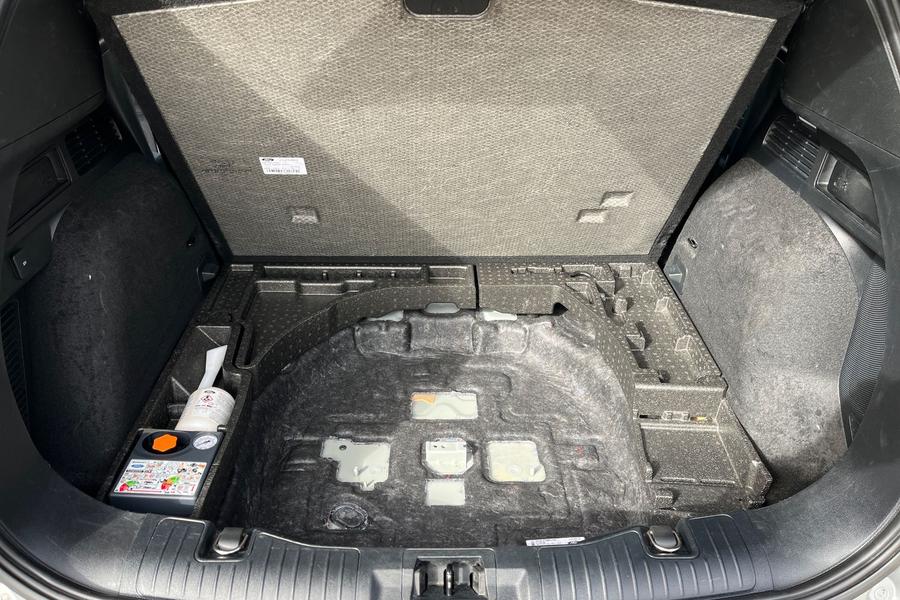 Ford Kuga Photo autoimg-c8dc4844b419f655dc8a55002f4b9428f2812d13.jpg