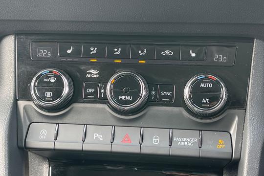Skoda Karoq Photo autoimg-c8de6d05bf7ba17810b782d7fc2149278df33870.jpg