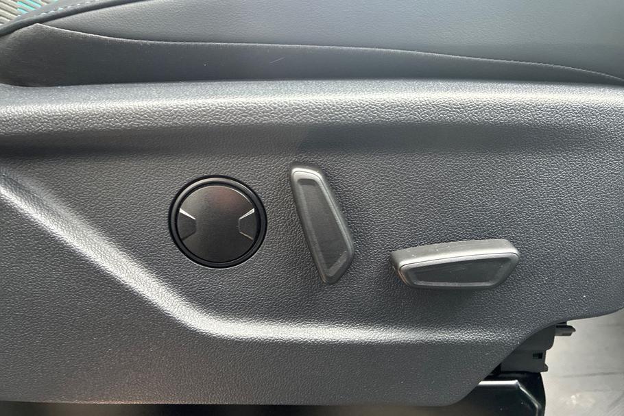 Used Ford E-TRANSIT CUSTOM SV75UWU 14