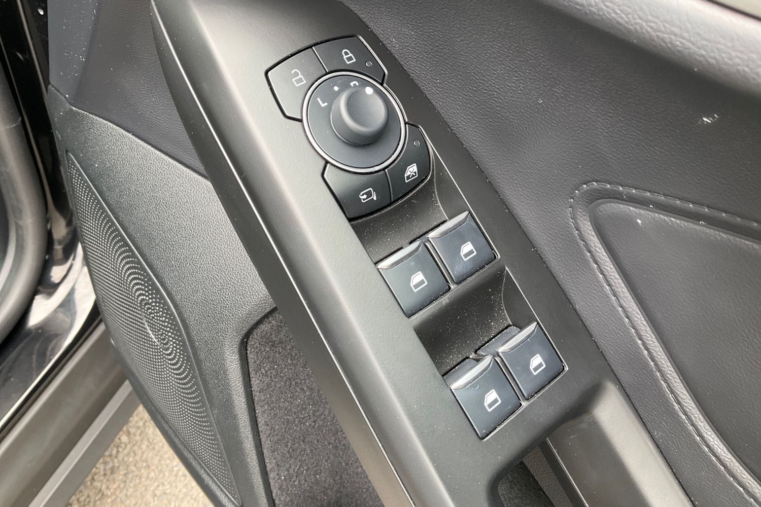 Ford Focus Photo 15