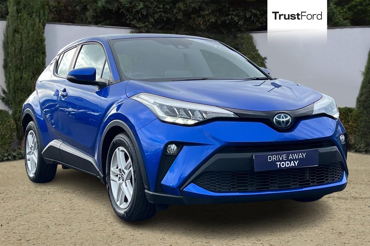 Toyota C-HR Photo 0