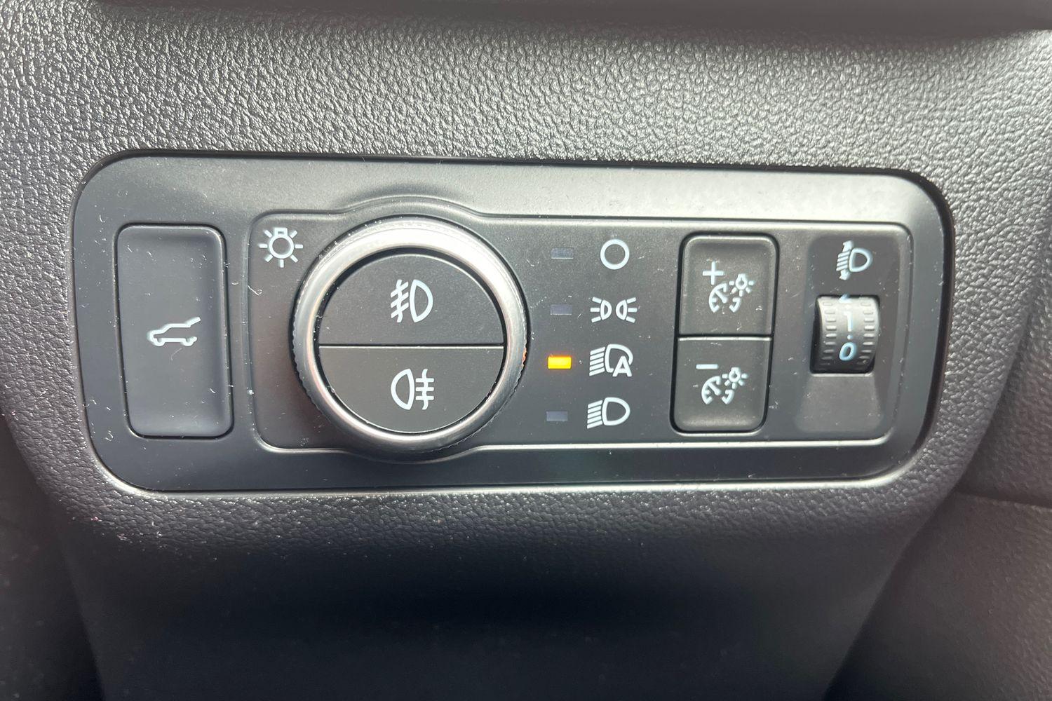 Ford KUGA Photo 33