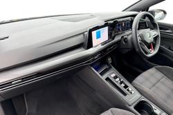 VOLKSWAGEN Golf Photo 2