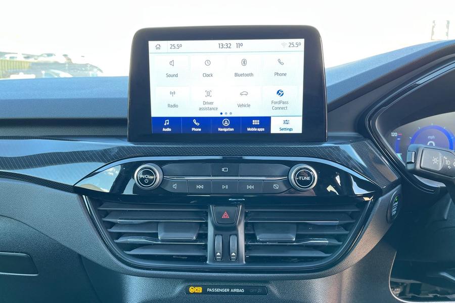 Ford Kuga Photo autoimg-c8e9a754fdaacf64616cd5a412bf11fb80b52b0a.jpg