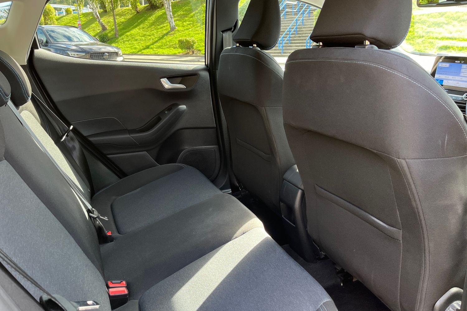 Ford Fiesta Photo 37