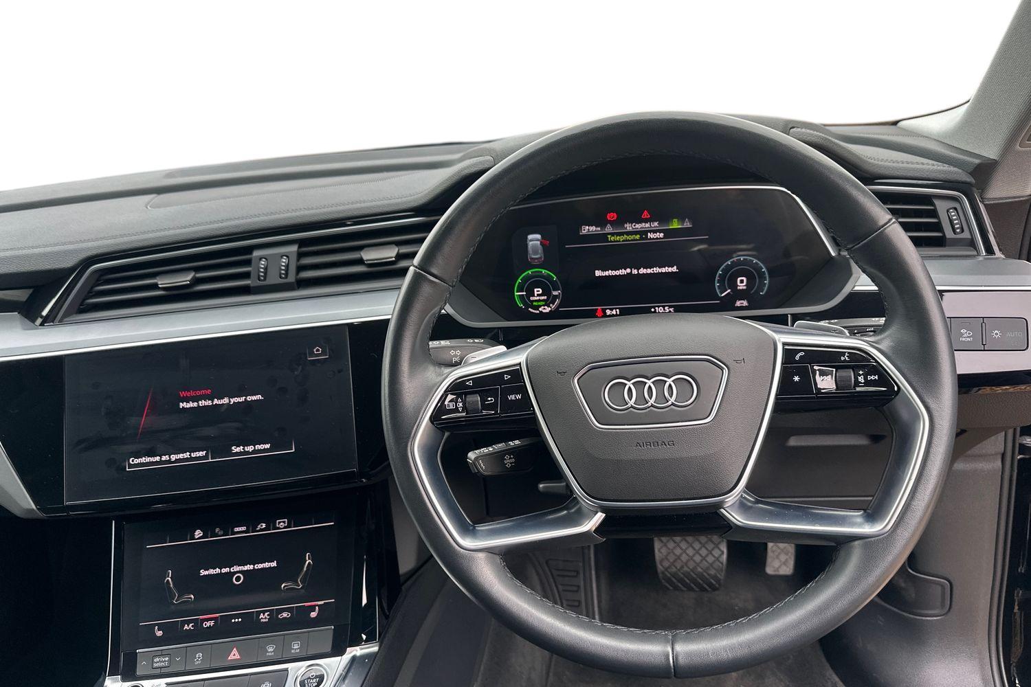 Audi E-TRON Photo 9