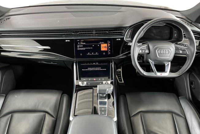 AUDI Q7 Photo 10