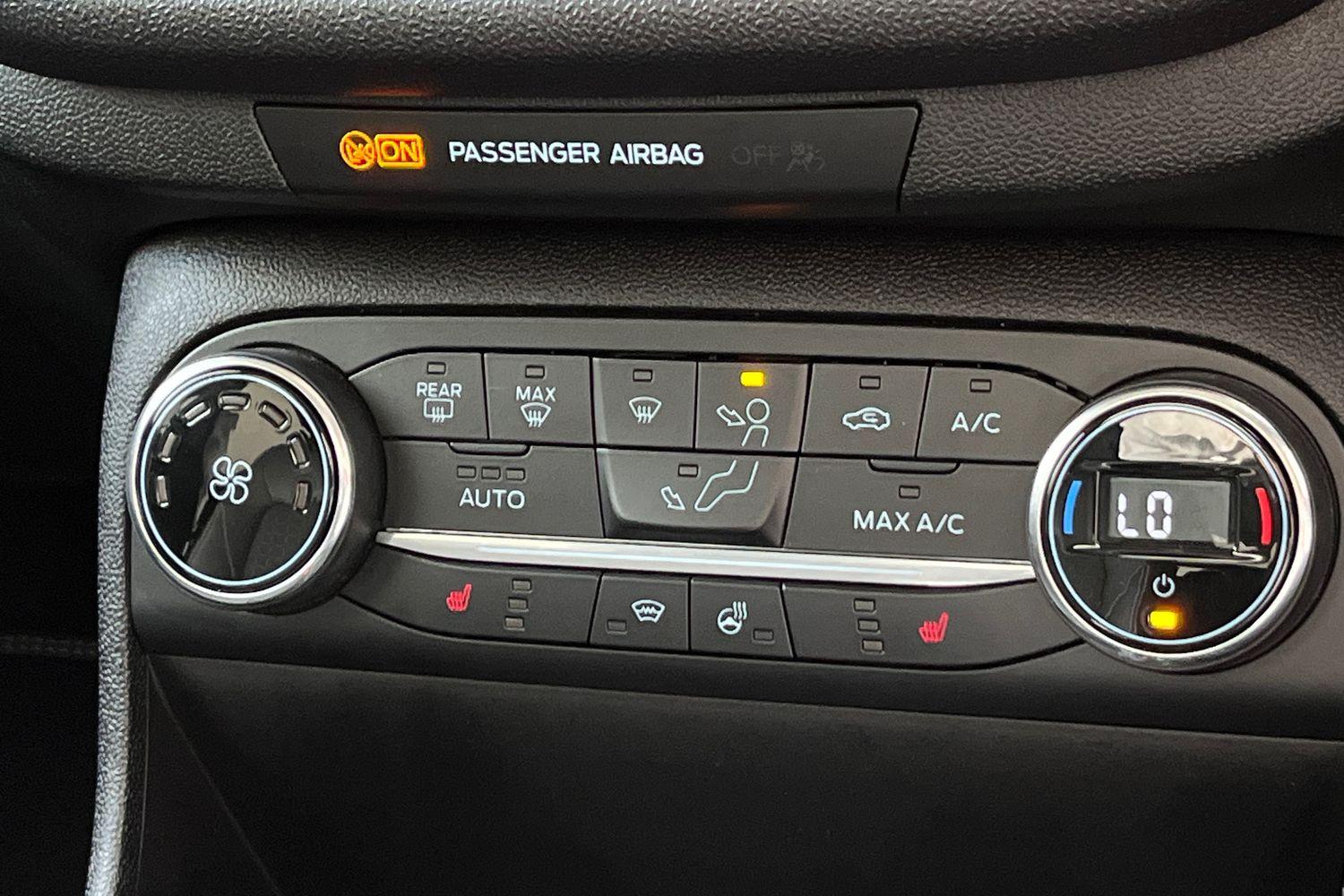 Ford Fiesta Photo 32