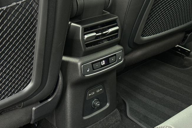 Audi Q4 E-Tron Photo 24