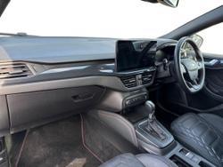FORD Focus Photo 2