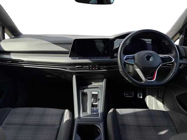 VOLKSWAGEN Golf Photo 10