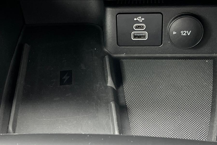 Ford KUGA Photo autoimg-c8f7b7de0504758c353c3a2eea509148c1c4a078.jpg