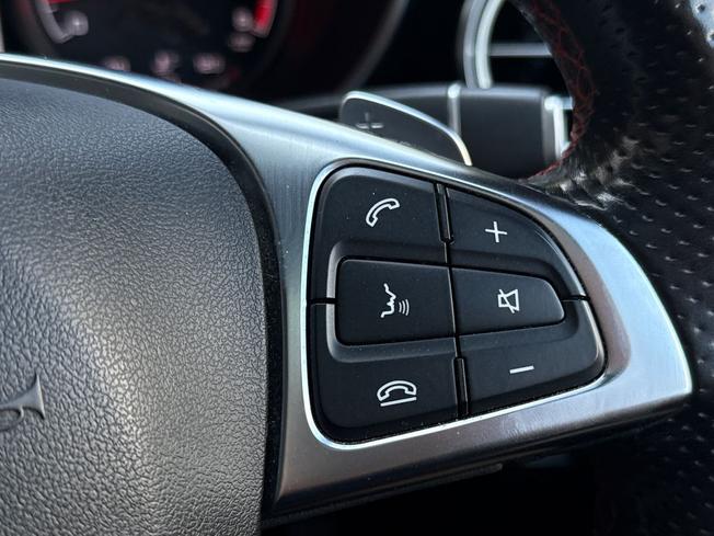 Mercedes-Benz GLC Photo 17