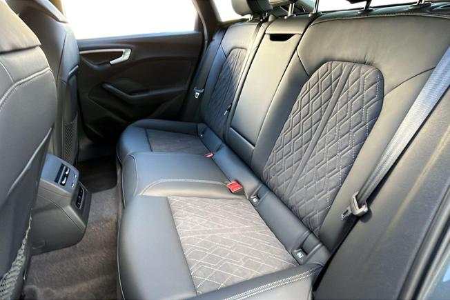 AUDI  A5 Saloon Photo 9