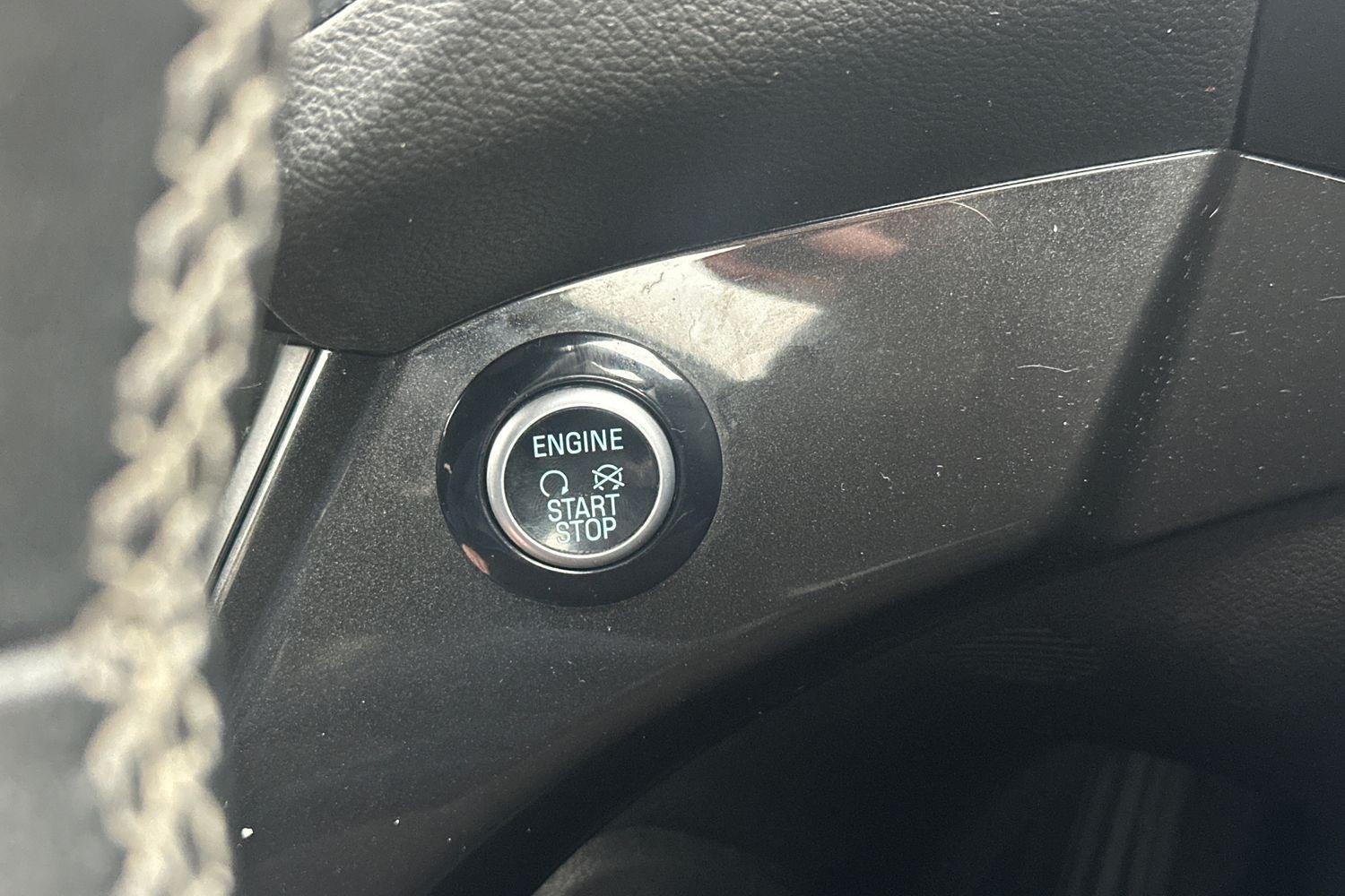 Ford KUGA Photo 35