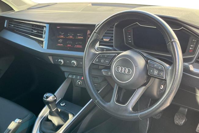 AUDI A1 Photo 6