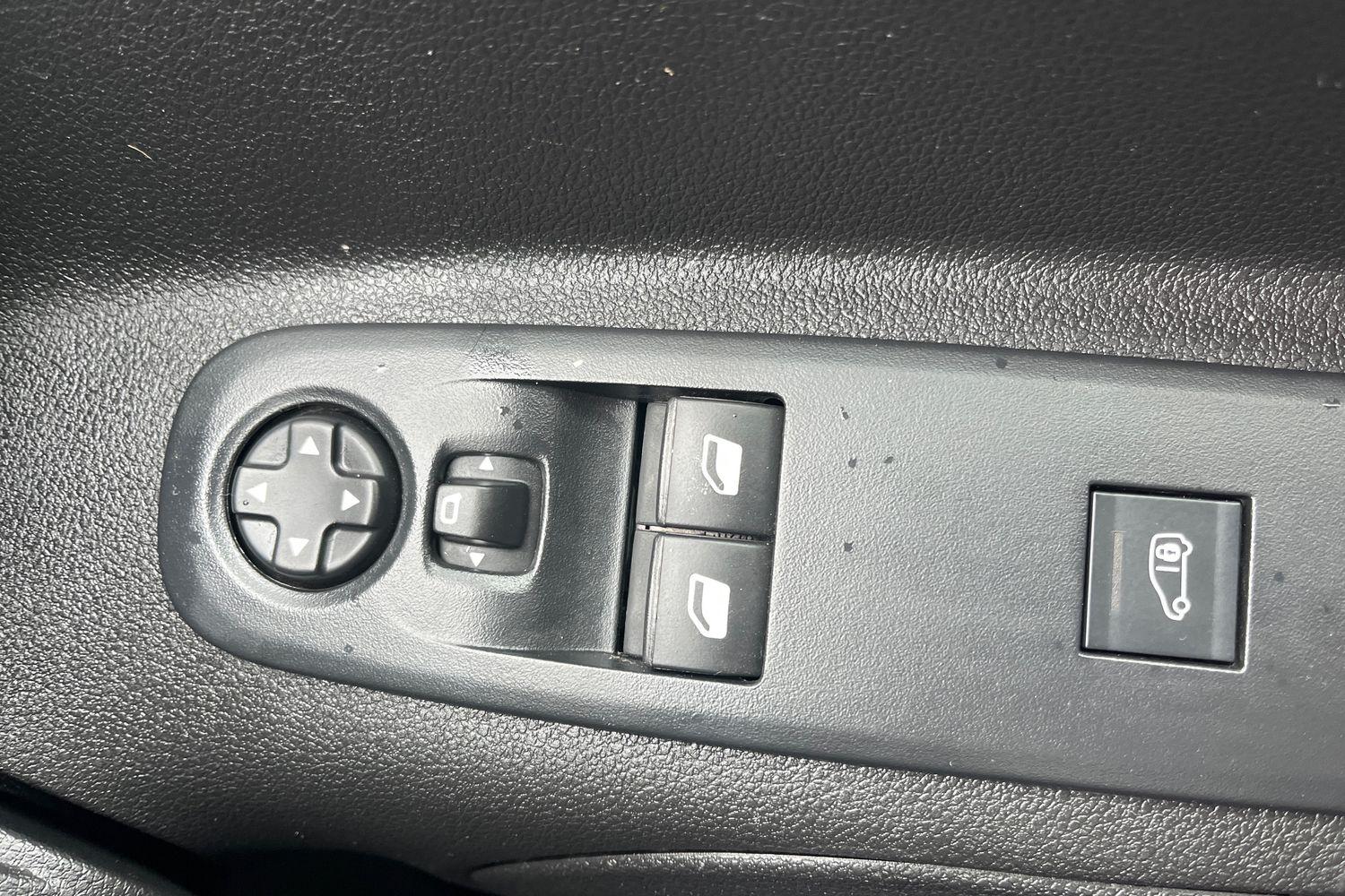 Citroen BERLINGO Photo 7