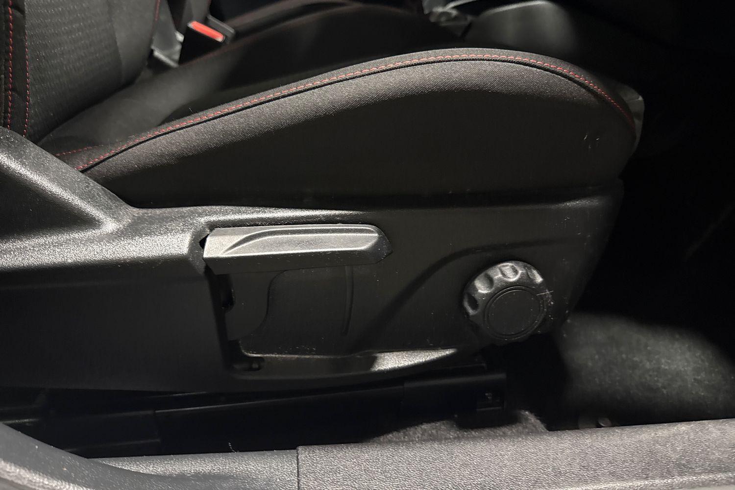 Ford FOCUS Photo 25