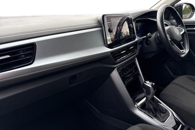 VOLKSWAGEN T-Roc Photo 2