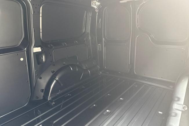 VOLKSWAGEN Caddy Maxi Photo 9
