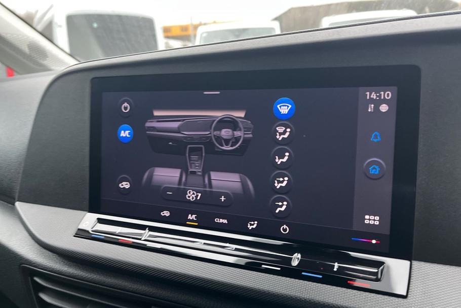 Used FORD TRANSIT CONNECT WT25NDF 25