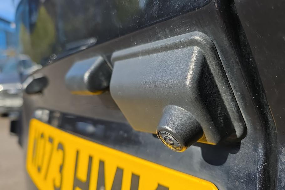 Used FORD TRANSIT CUSTOM WO73HMK 17