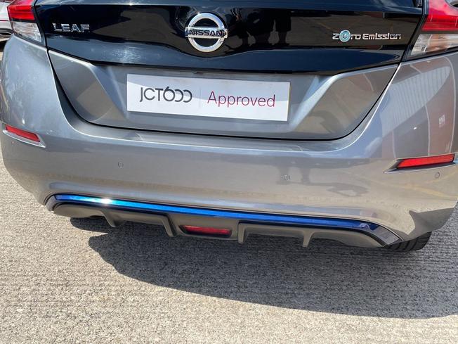 NISSAN Leaf Photo 26