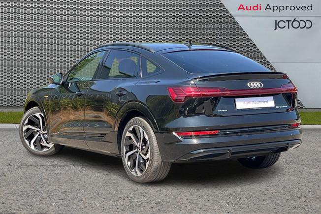 AUDI E-Tron Photo 3