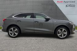 AUDI Q3 Photo 4