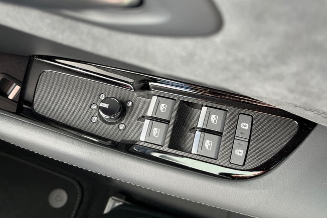 AUDI Q3 Photo 39