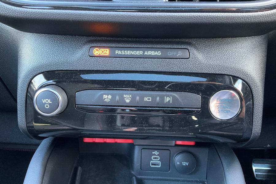 Ford KUGA Photo autoimg-c918e9a96d42dd74e624ac981a0d15d0fbbab68f.jpg
